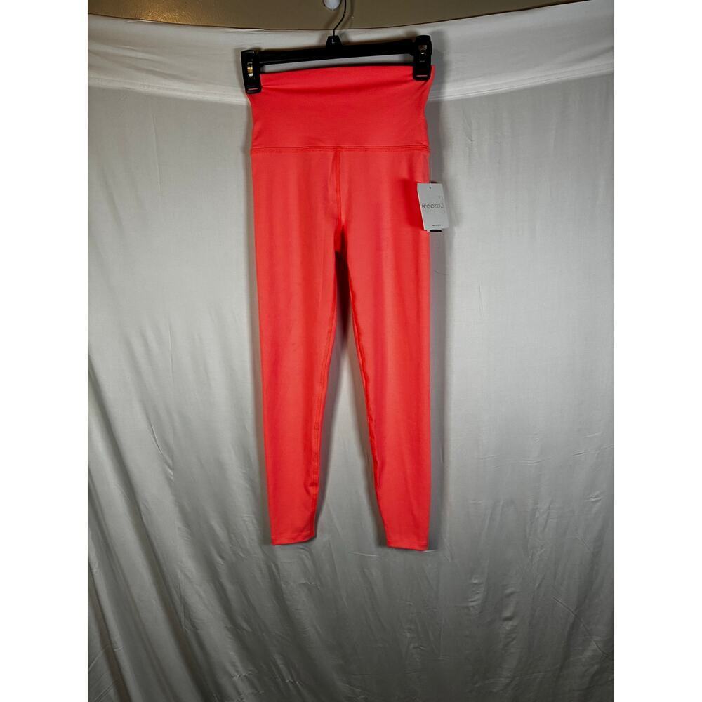 Beyond Yoga High-Waist Leggings in Coral Pink